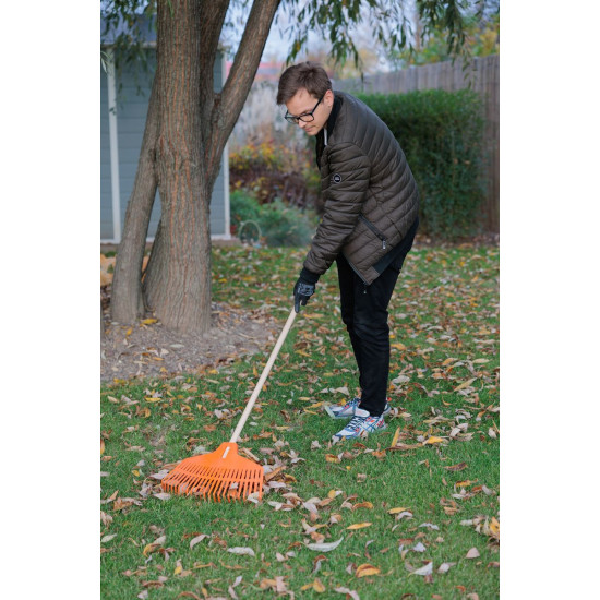 Грабли R132, 23х, 42 см, пластик, ручка деревянная 1500 мм, общая длина 163 см.