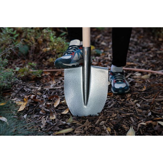 Hardened spade pointed top S506.WH, KomaXit, with handle