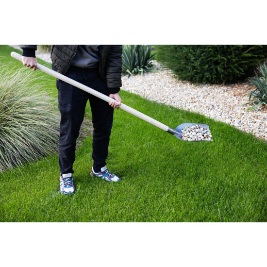 Hardened shovel S504-4, with wooden handle