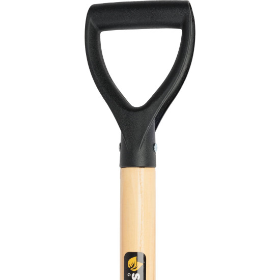 Spade pointed top with wooden handle D