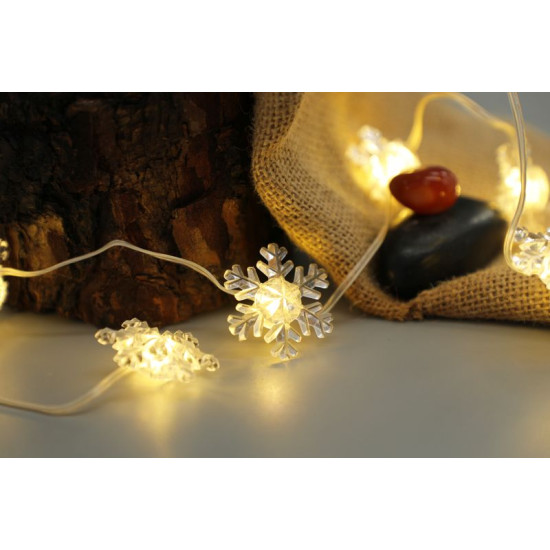 MagicHome Christmas Chain, Flakes, PVC, 15xLED Warm White, 1.4 m + 0.3 m, 2xAA MagicHome Christmas Chain, Flakes, PVC, 15xLED Warm White, 1.4 m + 0.3 m, 2xAA