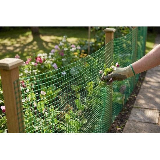 Green, all-plastic Economy 1 mesh, 1000 / 05x05 mm, 300g / m2, pack. 50 m