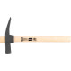 Молоток каменщика Strend рro 600г, деревянная ручка
