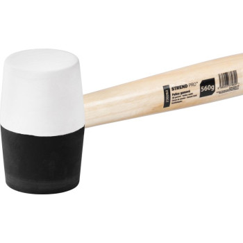 Резиновый молоток Strend рro 560 г, деревянная ручка