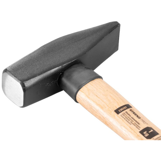 Atslēdznieka āmurs 1000g Strend Pro, koka rokturis, PROFI Atslēdznieka āmurs 1000g Strend Pro, koka rokturis, PROFI