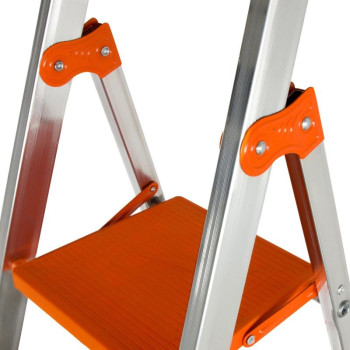 ALVE SEMIPROFI 9897 kāpnes, 7 pakāpieni, 160 cm, nestspēja 150 kg ALVE SEMIPROFI 9897 kāpnes, 7 pakāpieni, 160 cm, nestspēja 150 kg