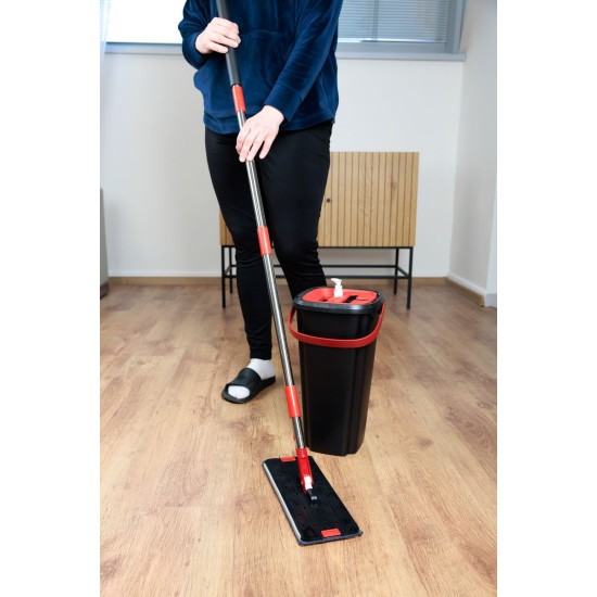 Mop QuickShine MagicHome, flat, with 8 lit. squeezing bucket