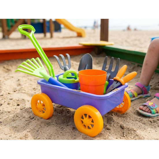 Set of sand toys with a trolley, 9 pieces