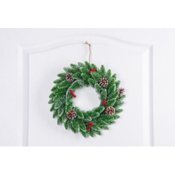 Рождественский венок MаgiсHome , с ягодами, заснеженный, 33 см