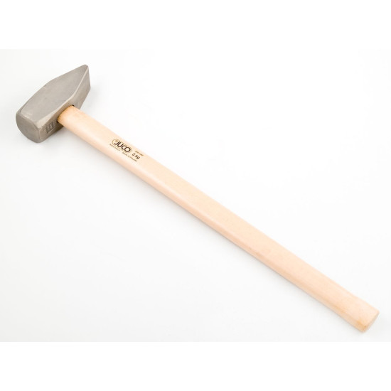 Молот 8 кг с деревянной ручкой.